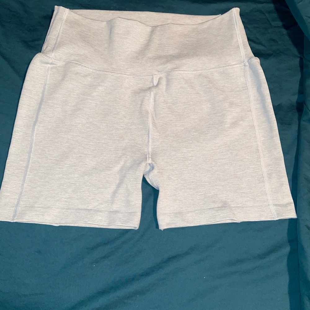 Alphalete light grey shorts